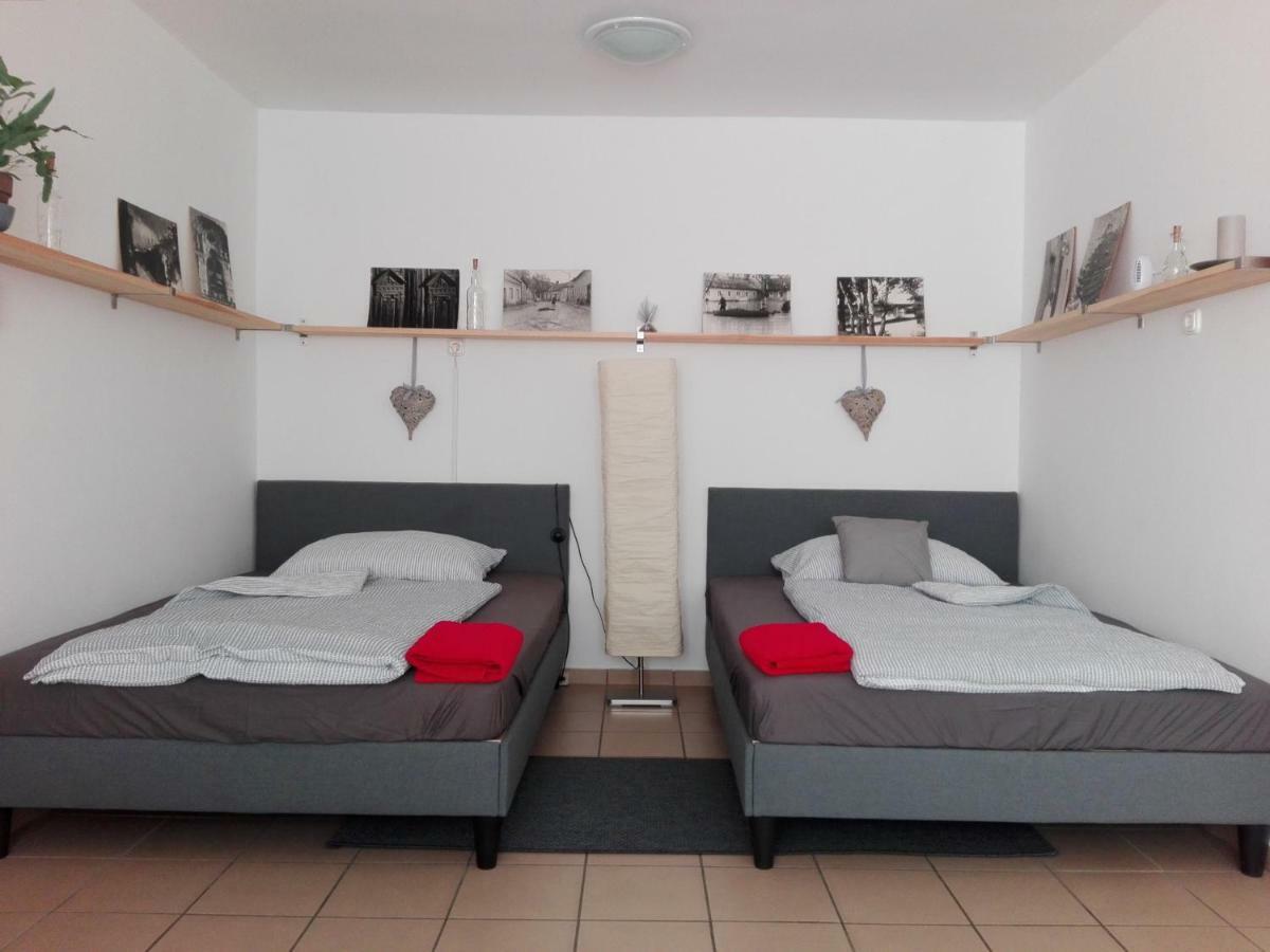 Borálom Apartman Tokaj Esterno foto