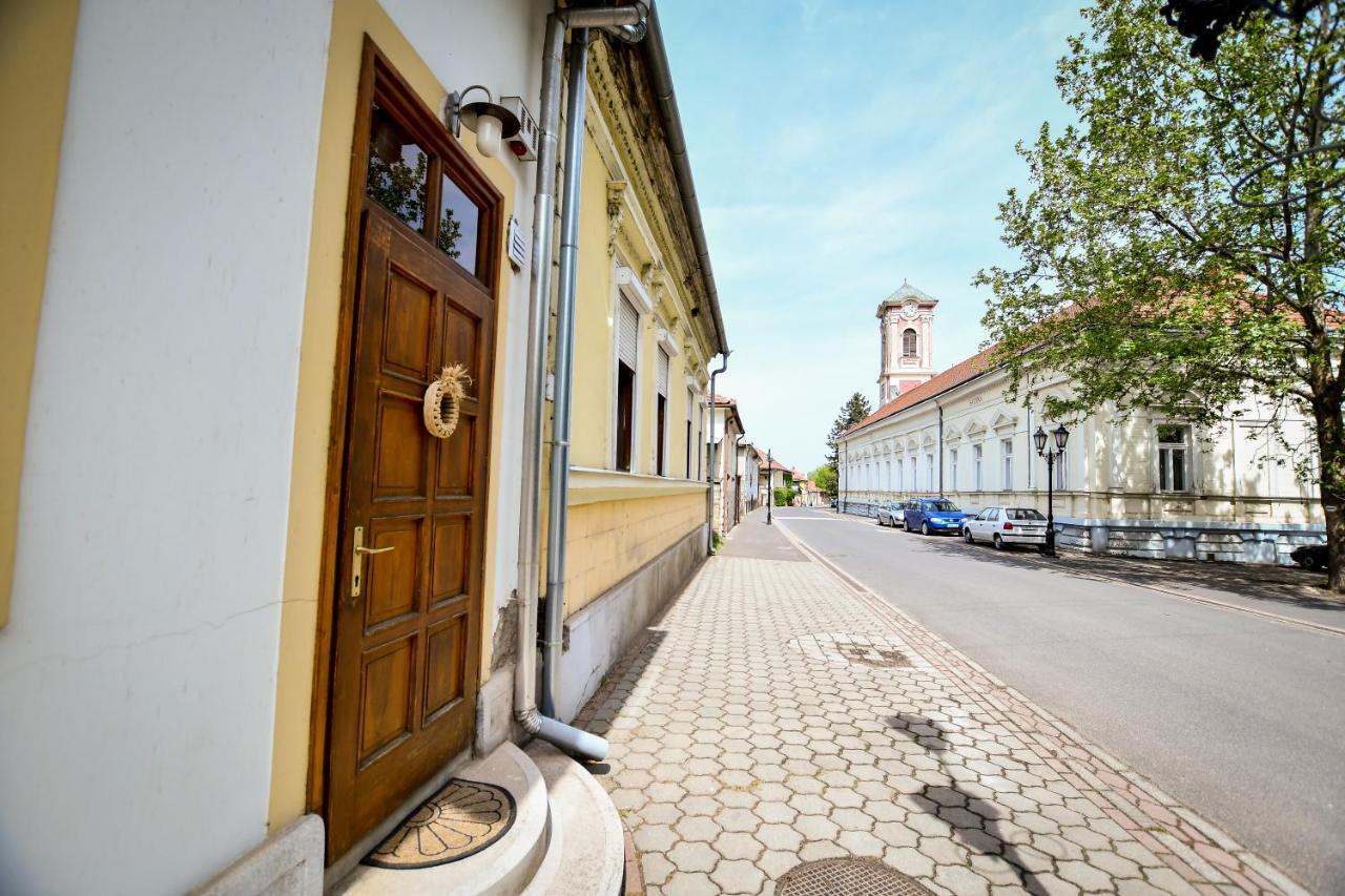 Borálom Apartman Tokaj Esterno foto