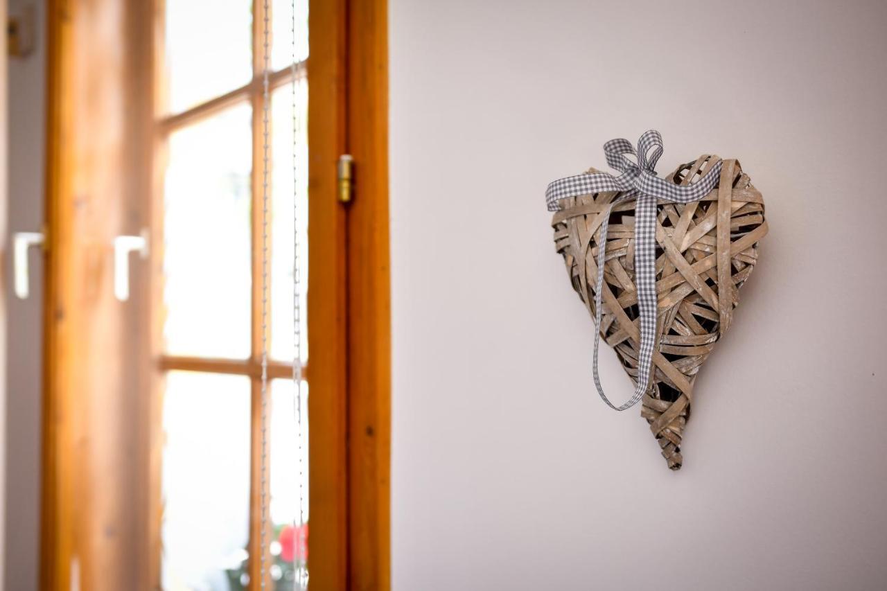 Borálom Apartman Tokaj Esterno foto
